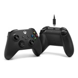 จอยคอนโทรลเลอร์ Microsoft Xbox Controller + USB-C Cable Black